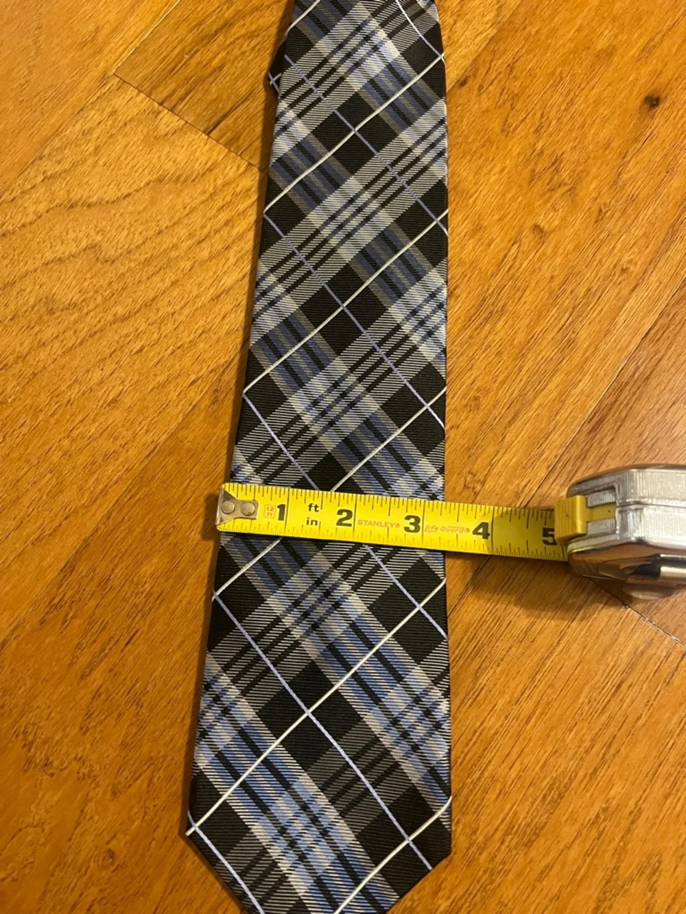 Izod silk tie